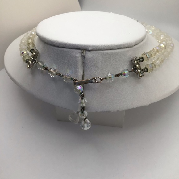 Vintage LAGUNA double strand Aurora Borealis necklace. - Picture 8 of 9